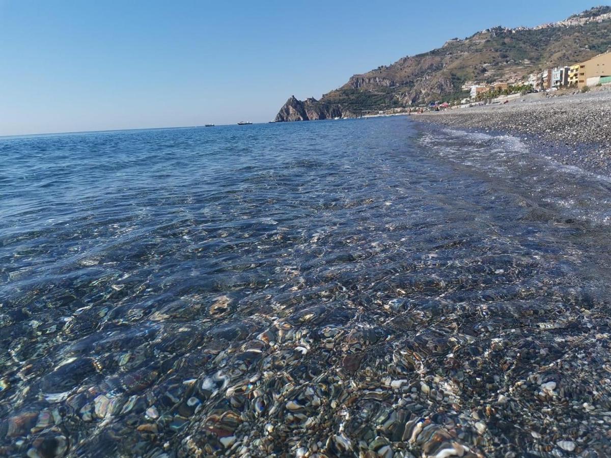 拉弗斯塔斯库拉露营地 SantʼAlessio Siculo 外观 照片